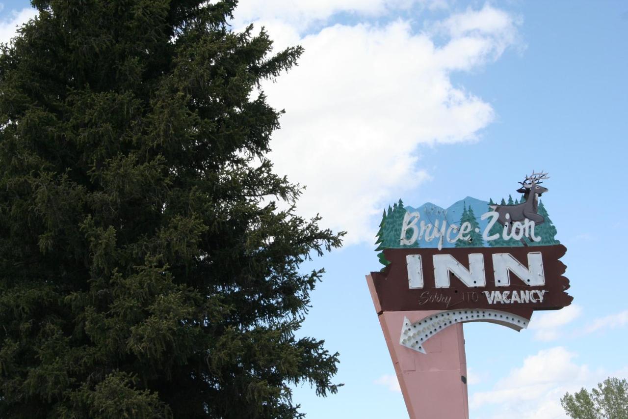 Bryce Zion Inn Хатч Экстерьер фото