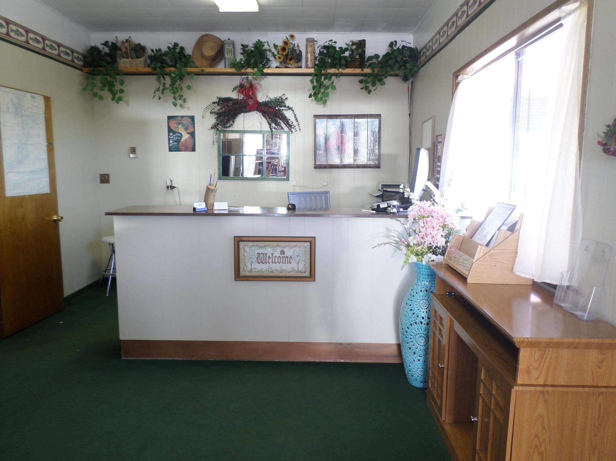 Bryce Zion Inn Хатч Экстерьер фото